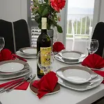 Vesela Appartement *