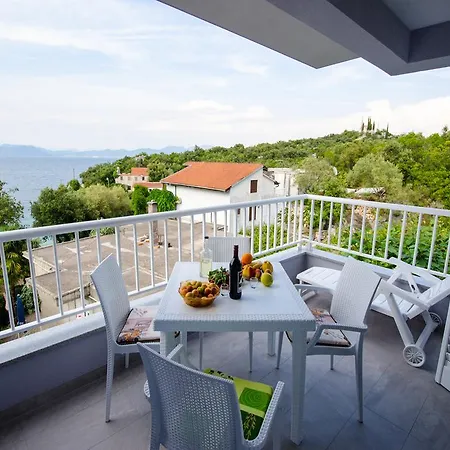 Vesela Apartment